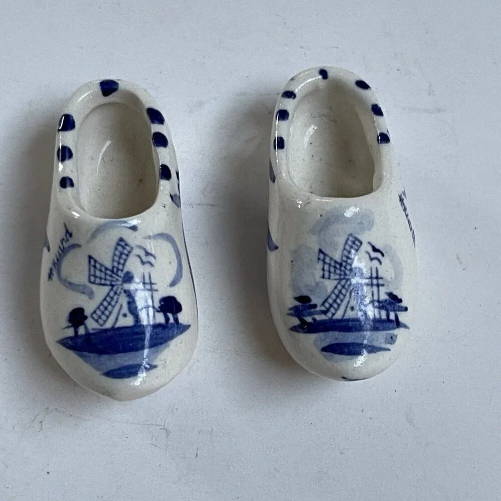 Delft Blue Holland Souvenir Miniature Dutch Porcelain Clogs Shoes Home Decor